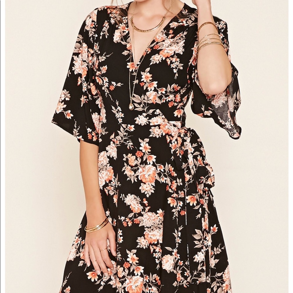 NWT Forever 21 wrap dress